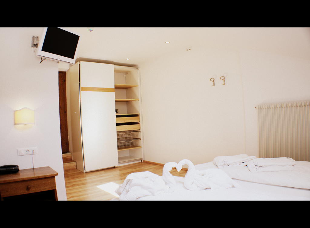 Hotel Etschquelle Resia Habitación foto